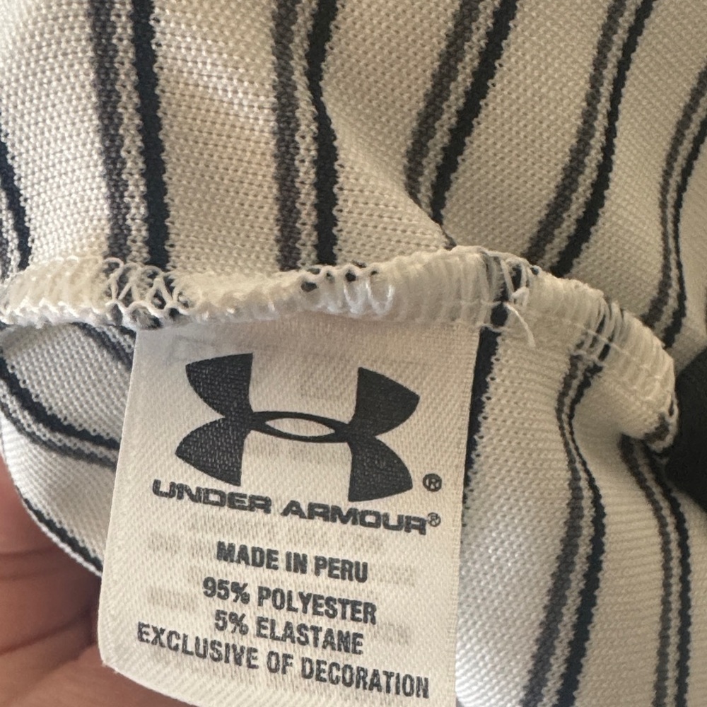 Under Armour Men's Polo Shirt - Black and White Stripes - Picture 3 of 6